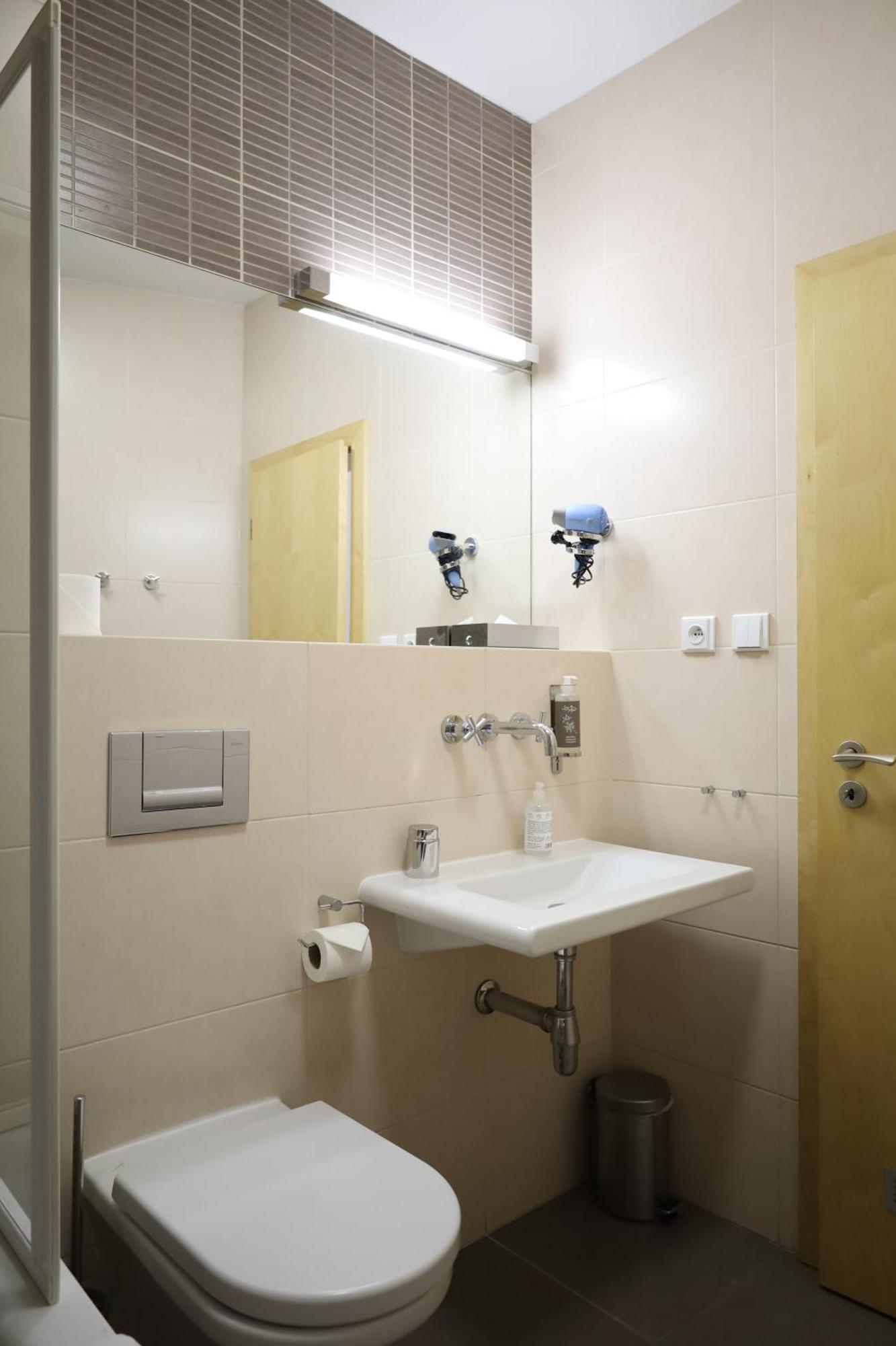 Aparthotel Rezidence Ostrovni Praga Zewnętrze zdjęcie