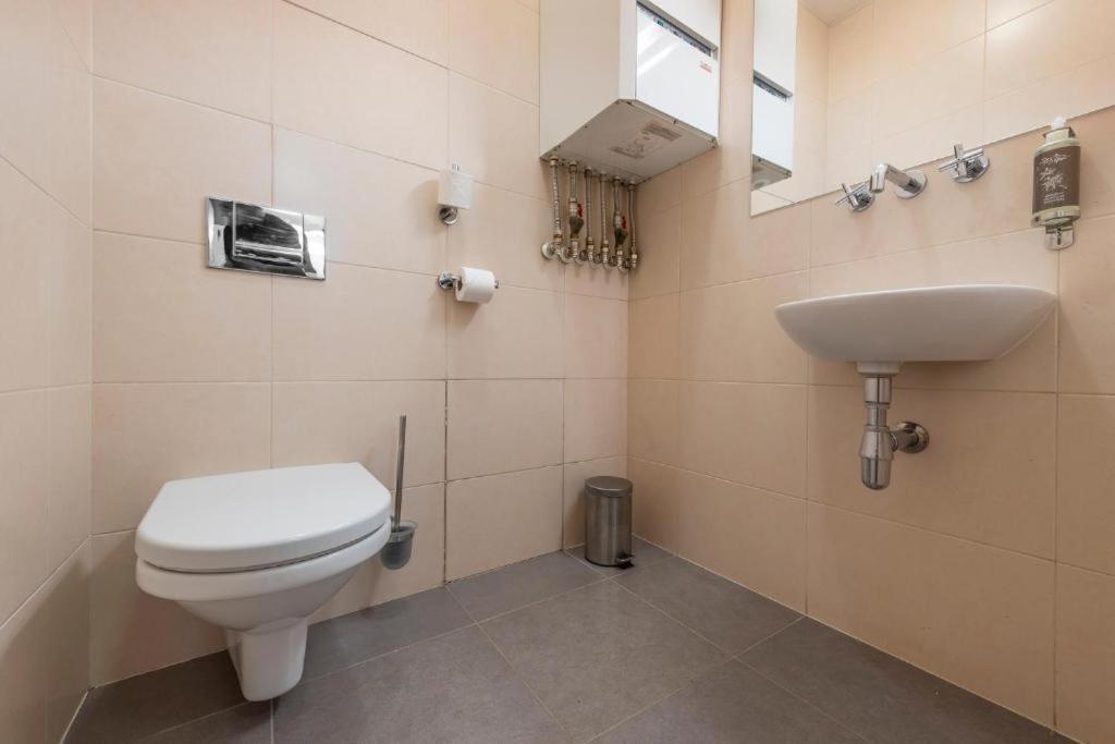 Aparthotel Rezidence Ostrovni Praga Zewnętrze zdjęcie